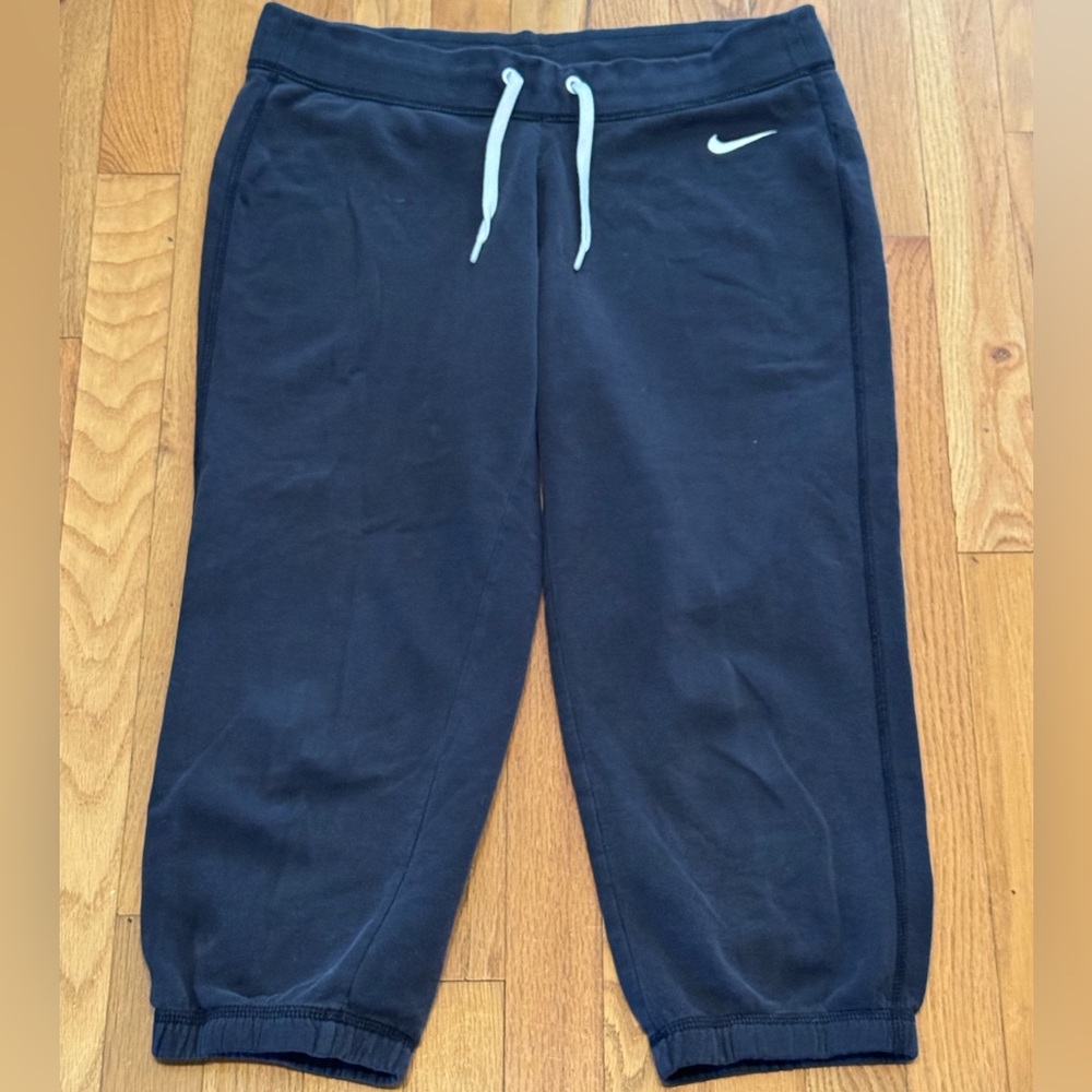 Women’s Vintage Nike Capri Fleece Joggers